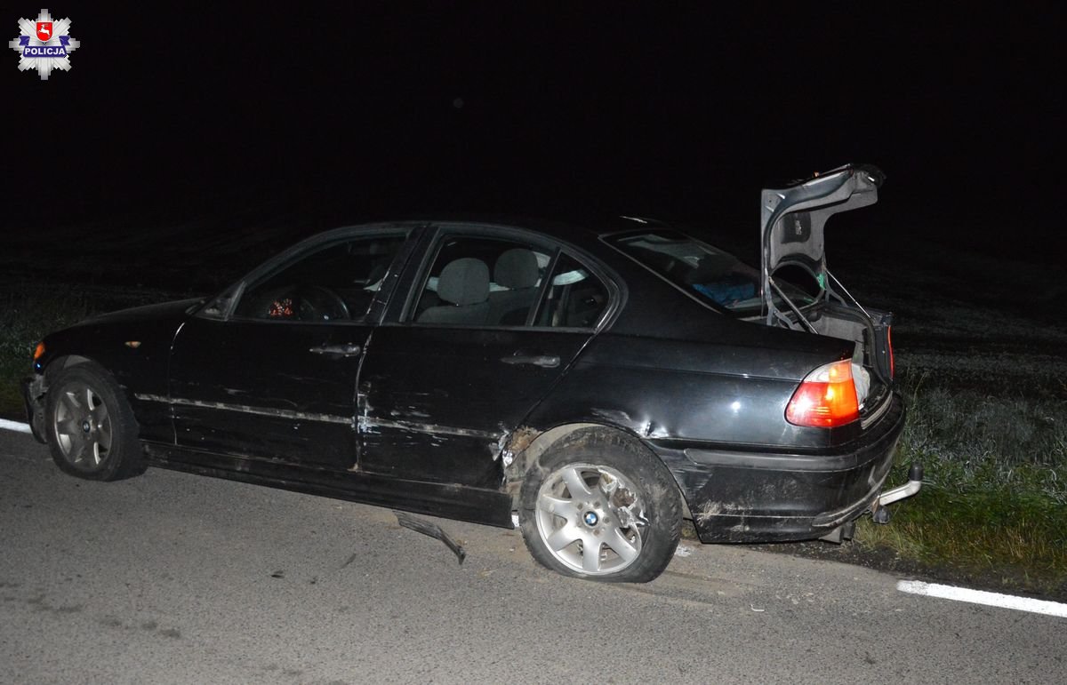 Tragiczne zderzenie volkswagena z BMW. Jeden z kierowców uciekł z miejsca zdarzenia (zdjęcia)