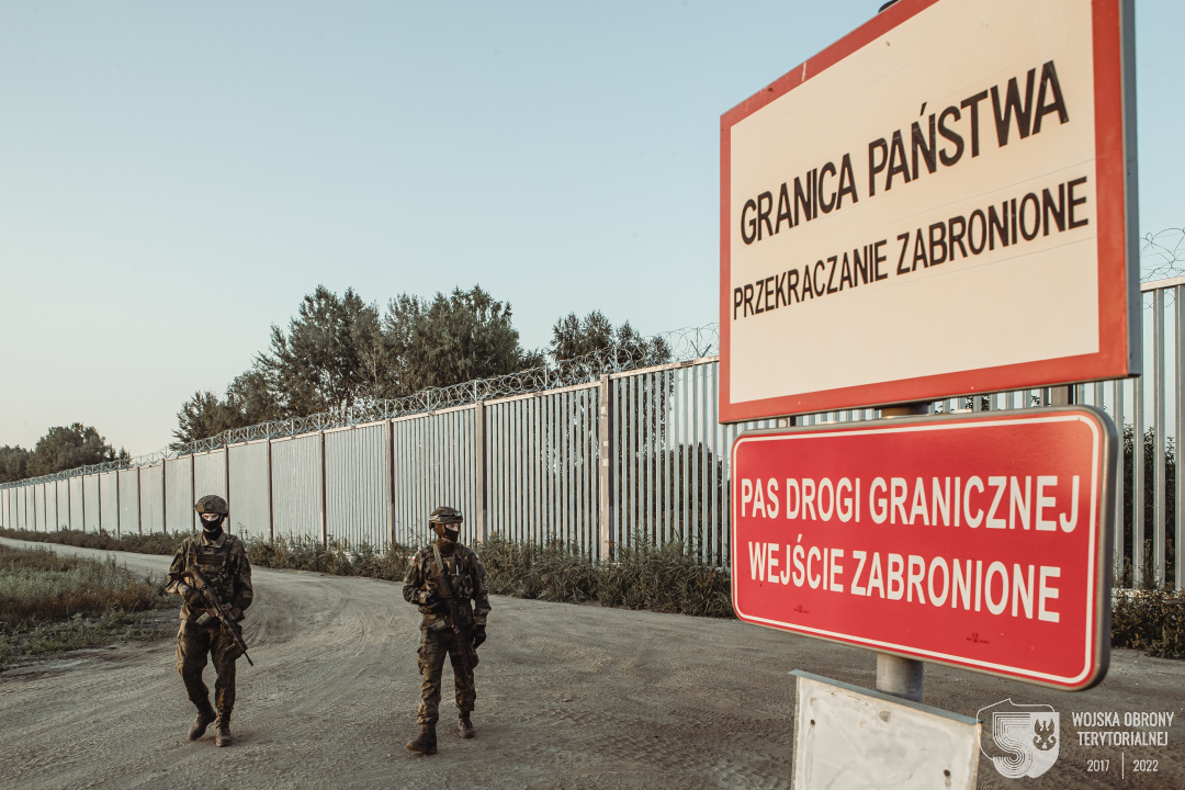 Duże ćwiczenia wojskowe w strefie przygranicznej z Białorusią z udziałem terytorialsów i żołnierzy wojsk lądowych (zdjęcia)
