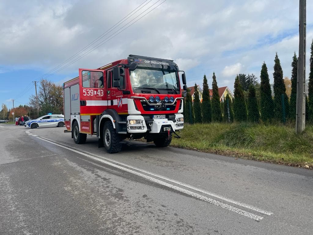 Płonie budynek mieszkalny w Świdniku. Trwa akcja gaśnicza, są utrudnienia w ruchu (zdjęcia)