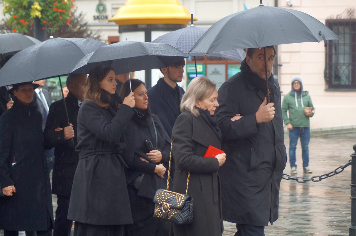 Uroczystości pogrzebowe Tomasza Wójtowicza. Ulicami przeszedł kondukt żałobny (zdjęcia)