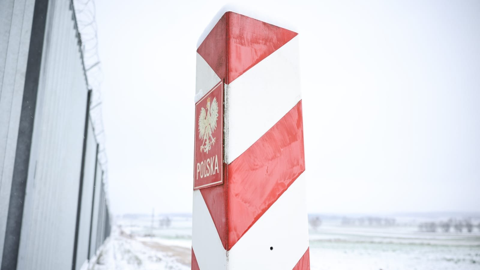 Zakończenie prac przy pierwszym odcinku bariery elektronicznej na granicy polsko-białoruskiej (zdjęcia, wideo)