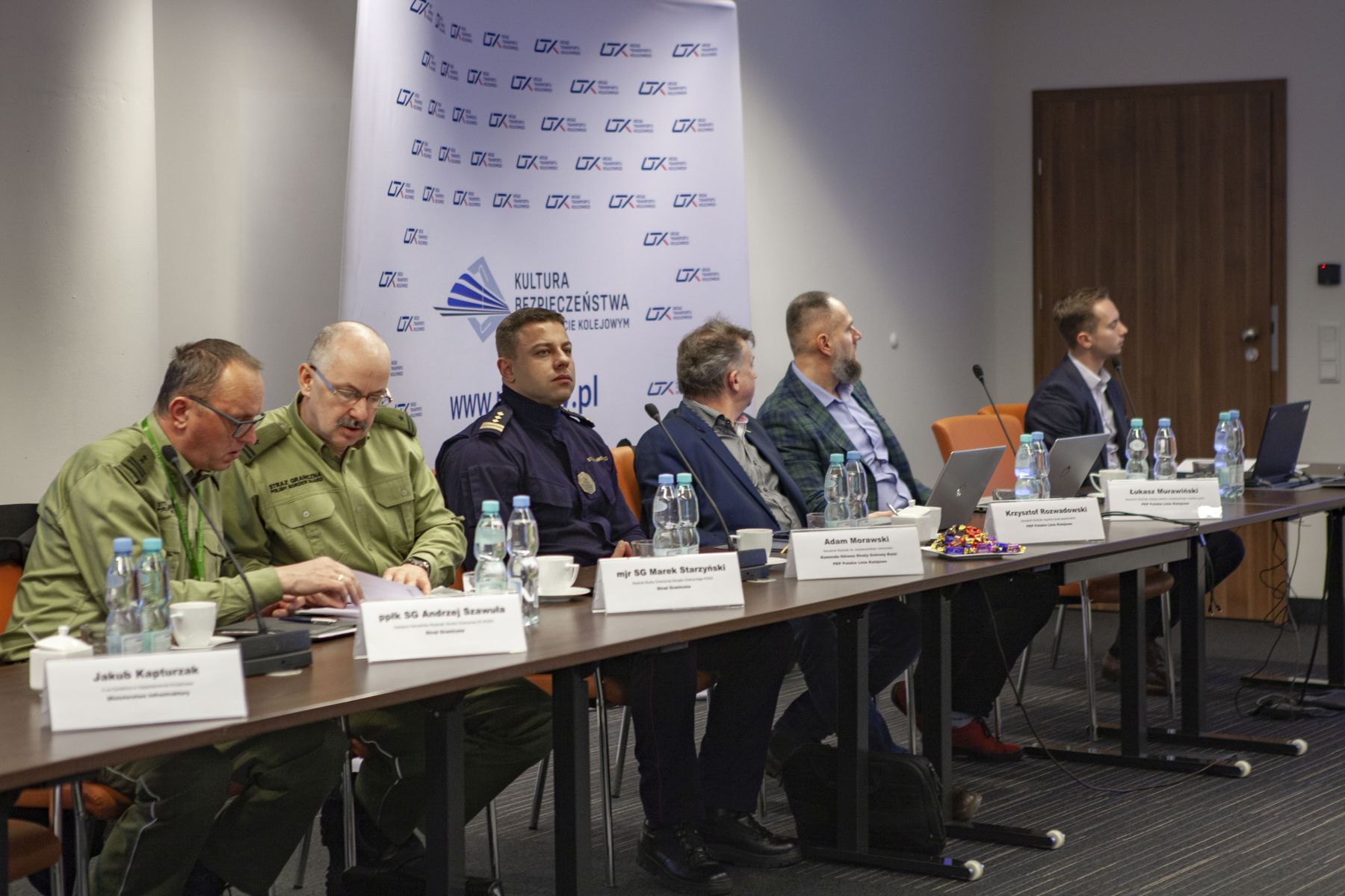 Kolej przygotowuje się do przewozu uchodźców z Ukrainy w okresie zimowym (zdjęcia)