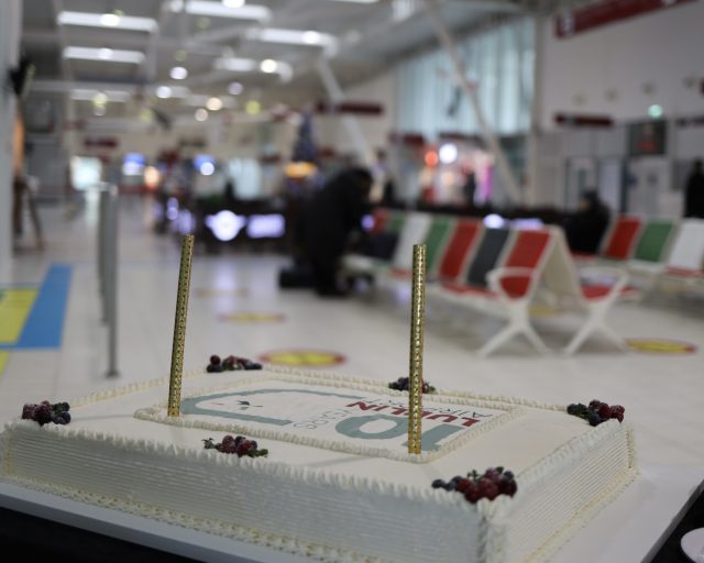 Lubelskie lotnisko obchodzi 10 urodziny. Był tort, wspomnienia i plany na przyszłość (zdjęcia)