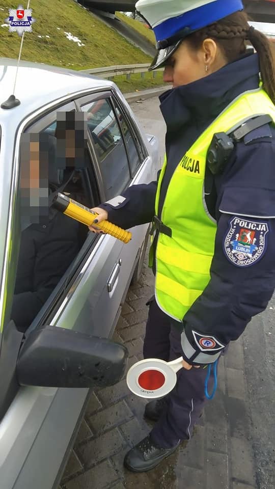 Lubelscy policjanci prowadzą akcję na drogach pod hasłem „Trzeźwy poranek” (zdjęcia)