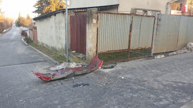 Po wypadku zablokowana ul. Mickiewicza. Komunikacja miejska kursuje objazdem (zdjęcia)