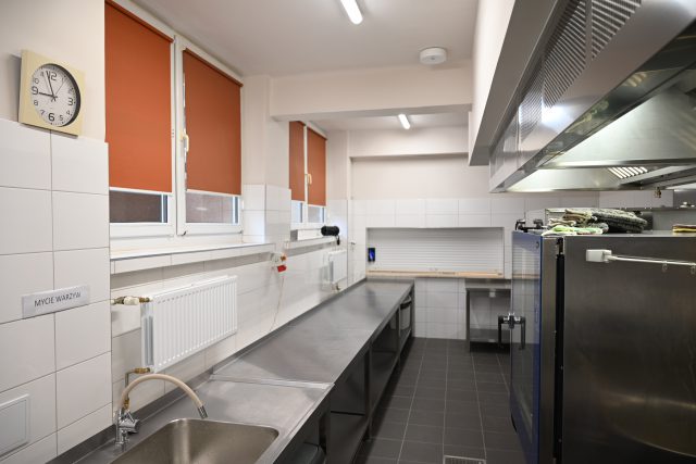 W Szkole Podstawowej nr 7 w Lublinie przebudowano i wyremontowano kuchnię oraz stołówkę (zdjęcia)