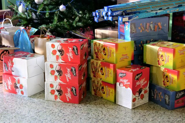 Słodkie upominki dla ukraińskich dzieci pojechały z Chełma do Mikołajowa (zdjęcia)