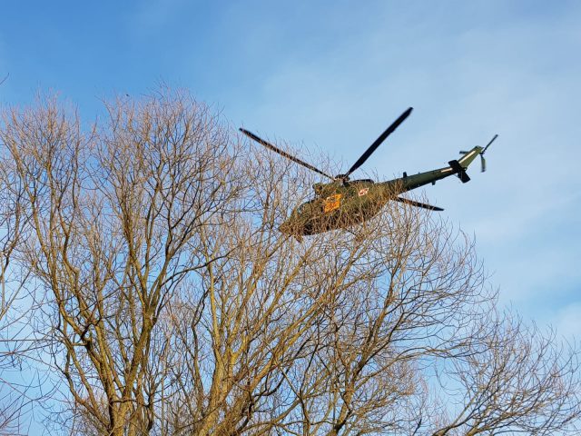 Do poszukiwań nad Wieprzem zaangażowano śmigłowiec. Świadek utonięcia matki z dzieckiem zabrał głos (zdjęcia)