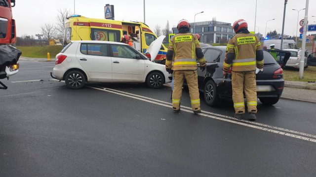 Ford w skodę, skoda w alfa romeo. Wszystko przez nieuwagę jednego kierowcy (zdjęcia)