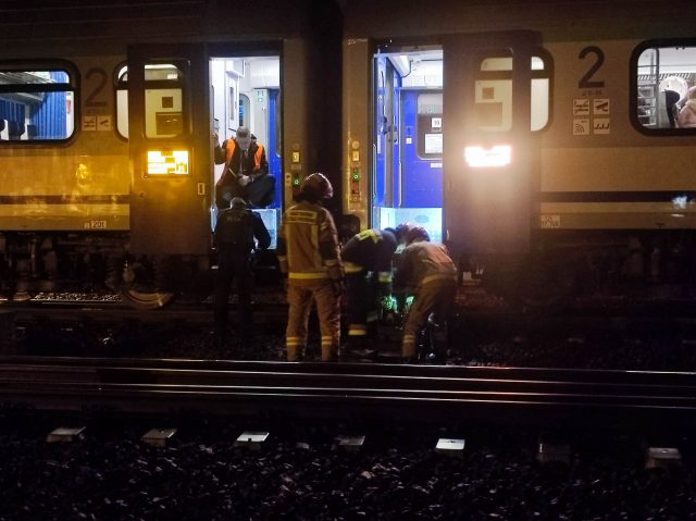 Tragedia na torach w Lublinie. Nie żyje mężczyzna potrącony przez pociąg (zdjęcia)