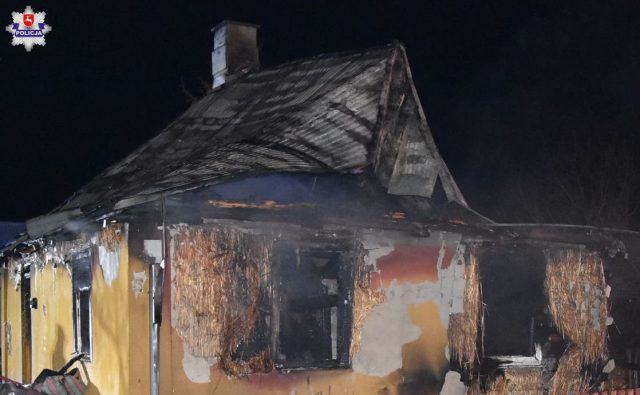 Tragiczny pożar budynku mieszkalnego. Jedna osoba nie żyje (zdjęcia)