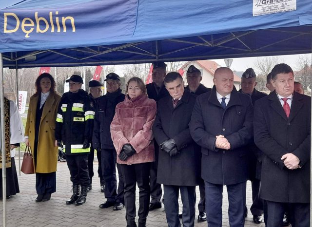 Obwodnica Dęblina została oficjalnie otwarta. Mieszkańcy czekali na nią kilkadziesiąt lat (zdjęcia)