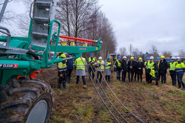 Pierwsza w Polsce maszyna do kablowania sieci energetycznych przyspieszy inwestycje PGE (wideo, zdjęcia)