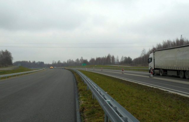 Budowa drugiej jezdni obwodnicy Tomaszowa Lubelskiego dobiega końca. Coraz bliżej do otwarcia (zdjęcia)