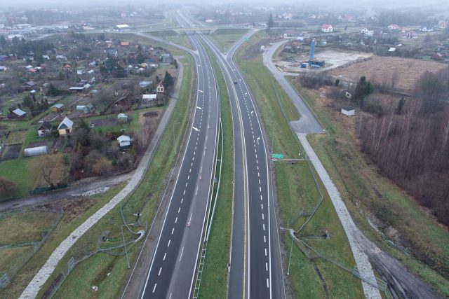 Budowa drugiej jezdni obwodnicy Tomaszowa Lubelskiego dobiega końca. Coraz bliżej do otwarcia (zdjęcia)