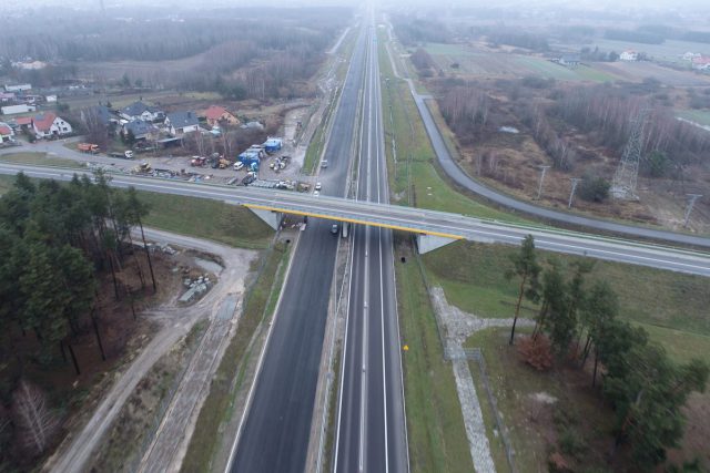 Budowa drugiej jezdni obwodnicy Tomaszowa Lubelskiego dobiega końca. Coraz bliżej do otwarcia (zdjęcia)