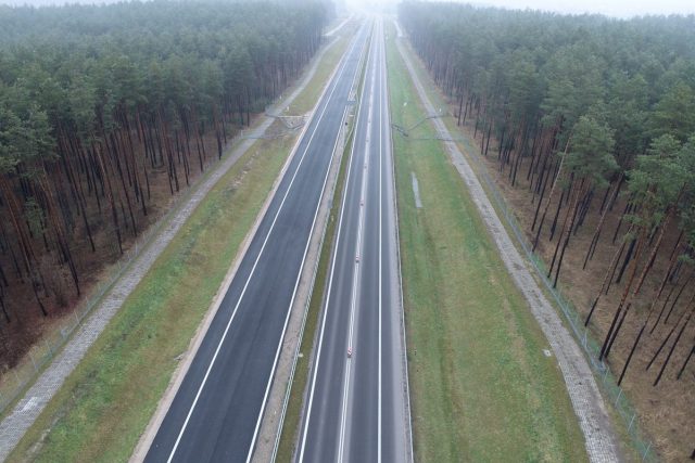 Budowa drugiej jezdni obwodnicy Tomaszowa Lubelskiego dobiega końca. Coraz bliżej do otwarcia (zdjęcia)