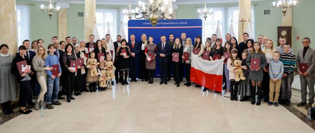 Pochodzą z Ukrainy, Białorusi, Wielkiej Brytanii, Jordanii oraz Rosji. Dziś w Lublinie odebrali polskie obywatelstwo (zdjęcia)
