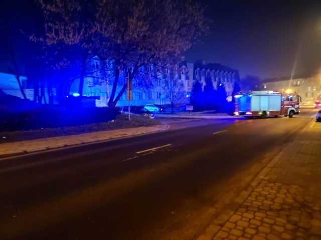 Alarm w lubelskim szpitalu. Musiała interweniować straż pożarna i policja (zdjęcia)