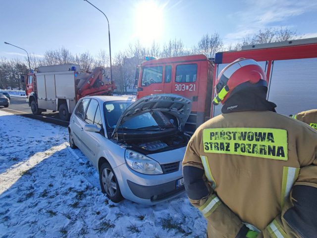 Na skrzyżowaniu nie działała sygnalizacja świetlna, doszło do wypadku (zdjęcia)