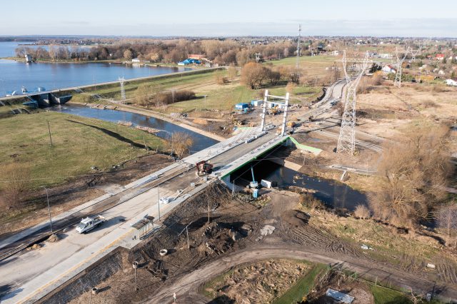 Miasto Lublin: „Za około 30 dni powinna zakończyć się budowa mostu na ul. Żeglarskiej” (zdjęcia)