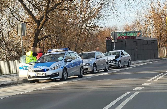 Spore problemy żołnierza. Jechał po pijanemu, doprowadził do zderzenia pojazdów, na koniec uciekł (zdjęcia)