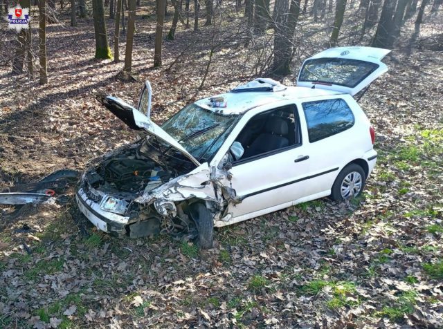 Pijany doprowadził do kolizji i uciekł do lasu. W aucie zostawił 4-letniego syna (zdjęcia)