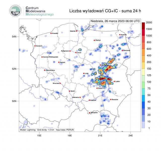 Burze z gradem i krupą lodową możliwe w niedzielę. Pojawią się porywy wiatru do 70 km/h i ulewy