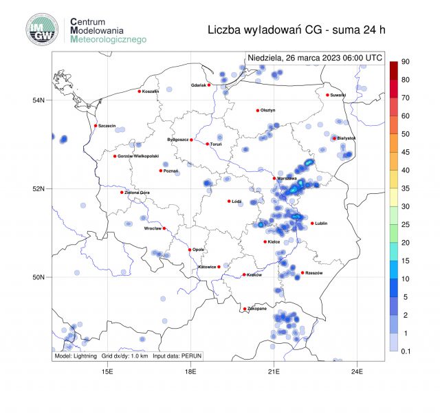 Burze z gradem i krupą lodową możliwe w niedzielę. Pojawią się porywy wiatru do 70 km/h i ulewy