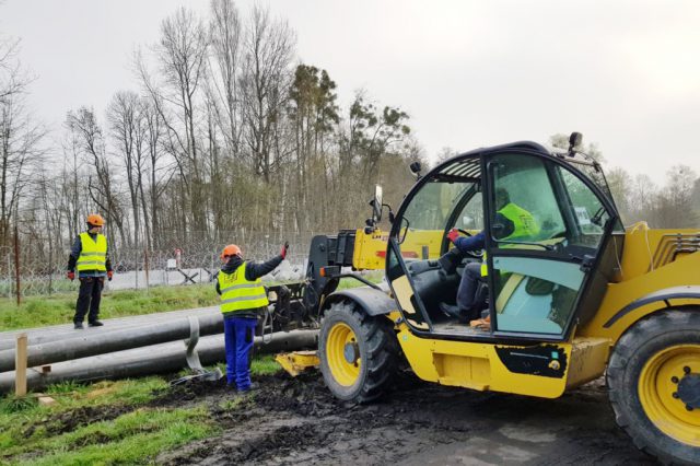 Ruszyła budowa bariery na granicy z Rosją. Pojawi się 3000 kamer (wideo, zdjęcia)