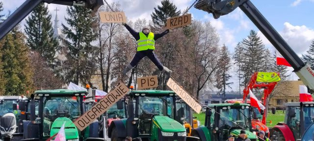 Kilkuset rolników wzięło udział w proteście koło Hrubieszowa. „Nadszedł czas rozliczeń” (zdjęcia)