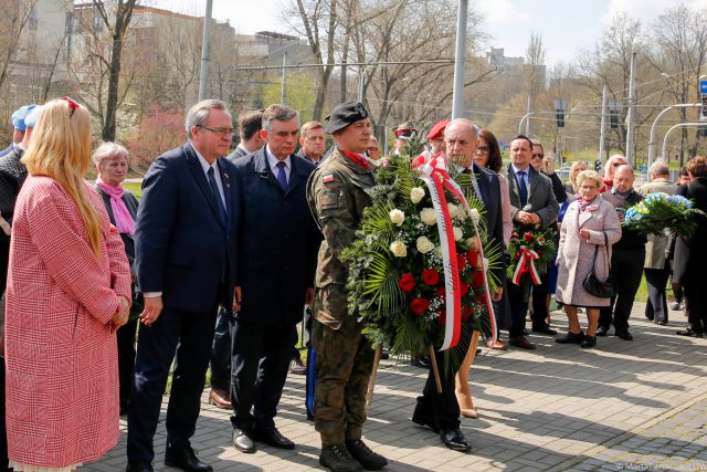Obchody 83. rocznicy zbrodni katyńskiej. „Polska znów jest przeszkodą w realizacji geopolitycznej wizji Rosji” (zdjęcia)