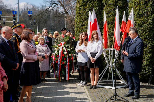 Obchody 83. rocznicy zbrodni katyńskiej. „Polska znów jest przeszkodą w realizacji geopolitycznej wizji Rosji” (zdjęcia)