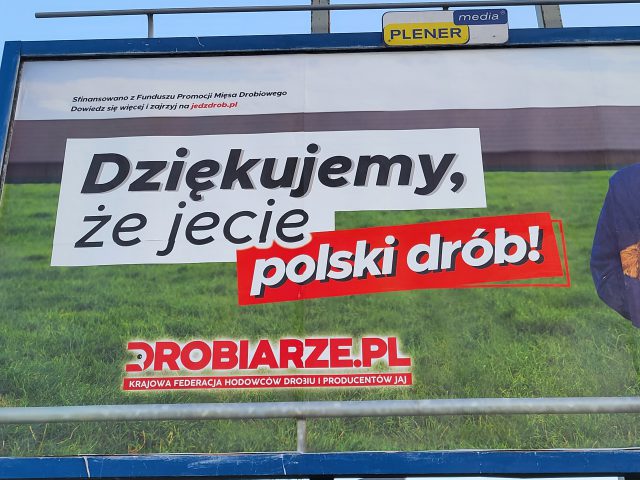 Drobiarze dziękują z bilbordów Polakom. Za to, że jedzą polski drób (zdjęcia)