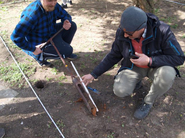 W Ogrodzie Botanicznym w Lublinie trwają badania archeologiczne w ramach projektu „Reduta Tadeusza Kościuszki w obronie Konstytucji 3 Maja” (zdjęcia)