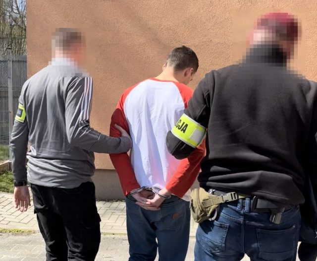 Marihuana z Hiszpanii w rękach policjantów. Należała do 25-latka (zdjęcia)
