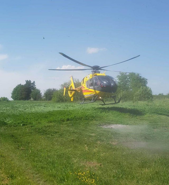 2-letni chłopiec wpadł do szamba. Śmigłowiec LPR zabrał dziecko do szpitala w Lublinie (zdjęcia)