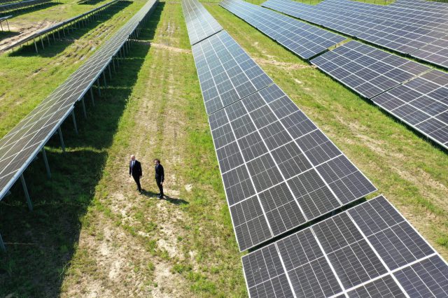 Bogdanka rusza z produkcją prądu. Zbudowała farmę fotowoltaiczną o powierzchni 9 boisk piłkarskich (zdjęcia)