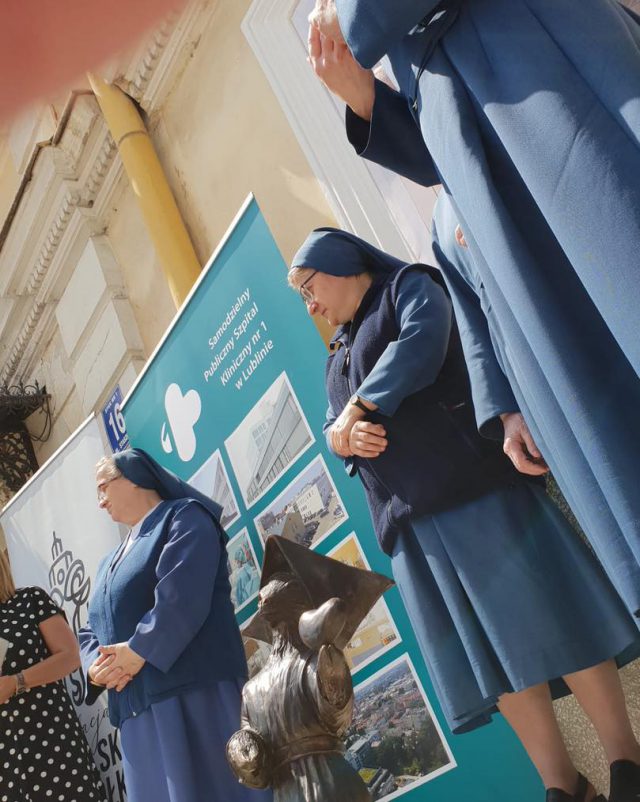 Nowy koziołek na lubelskim szlaku. To Szarytka Marianna z sercem na dłoni (zdjęcia)