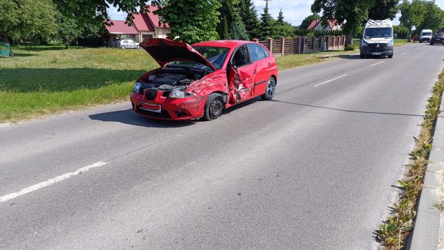 Popołudniowe zderzenie dwóch pojazdów na trasie Lublin – Bychawa (zdjęcia)