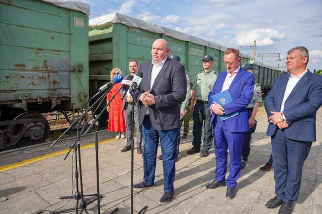Minister rolnictwa i rozwoju wsi: „Do Polski nie wpływa zboże z Ukrainy” (zdjęcia)