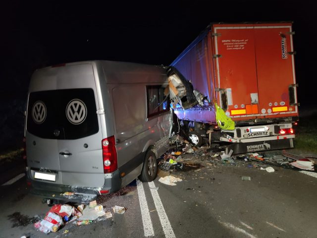 Stojąca ciężarówka była dobrze oznakowana. Obywatel Ukrainy z zarzutami spowodowania tragicznego wypadku