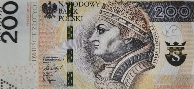 Zapłacili w sklepie w Lublinie replikami banknotów. Za taki czyn grozi nawet 10 lat więzienia