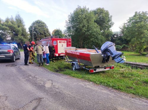 Akcja służb ratunkowych nad Wieprzem. Tym razem na szczęście wszystko się dobrze skończyło (zdjęcia)