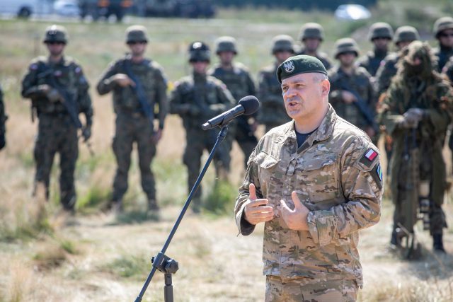 MON: Na granicy polsko – białoruskiej rozpoczyna działania wojskowe zgrupowanie zadaniowe (zdjęcia)