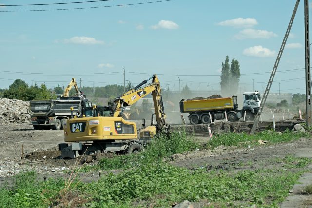 Trwają prace przy budowie przedłużenia ul. Lubelskiego Lipca ’80 (zdjęcia)