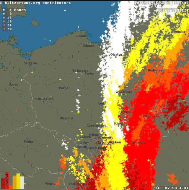Gwałtowne burze ponownie uderzą w woj. lubelskim. Możliwy wiatr nawet 100 km/h, grad o średnicy 5 cm i podtopienia