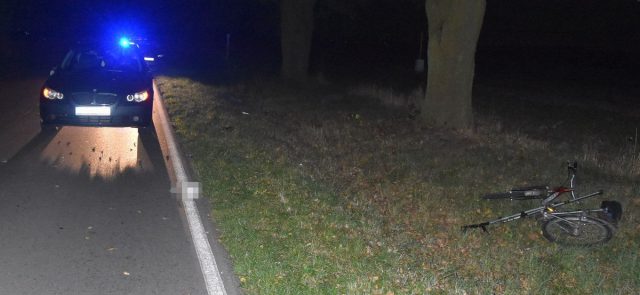 Nietrzeźwy rowerzysta potrącony przez BMW. 60-latek miał ponad 2,5 promila (zdjęcia)