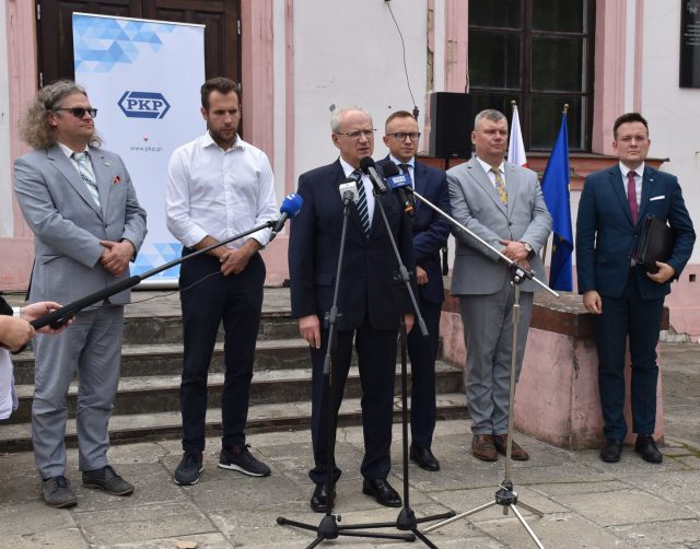 Dworzec w Lubartowie ma odzyskać historyczny blask. Po przebudowie znów zostanie otwarty dla pasażerów