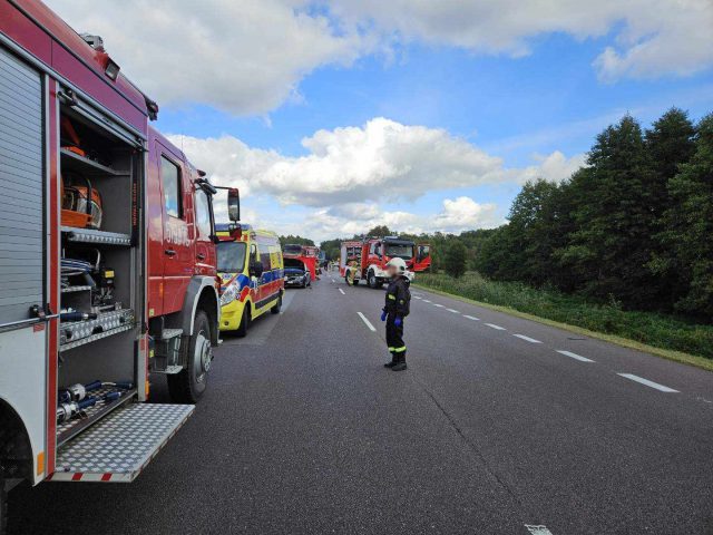 Po tragicznym wypadku zablokowana trasa Radzyń Podlaski – Kock. Jedna osoba nie żyje (zdjęcia)